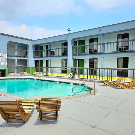 Surestay Studio By Best Western Victoria Extérieur photo