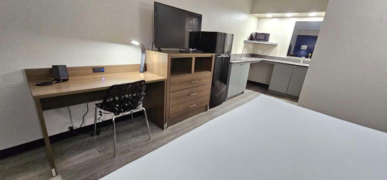 Surestay Studio By Best Western Victoria Extérieur photo